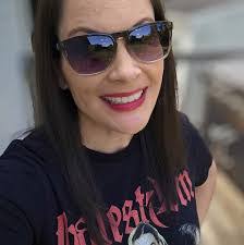 Katie Ducay's Instagram, Twitter & Facebook