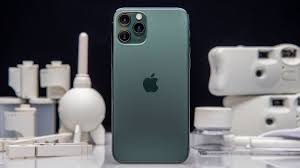 It's now a 12mp snapper, still coupled with a tof snapper. Apple Iphone 11 Pro And Pro Max Review Great Battery Life Screen And Camera The Verge