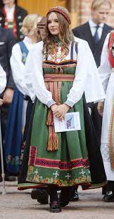 Das teilte das norwegische königshaus am sonntagabend (22. Die Norwegische Prinzessin Ingrid Alexandra 17 Hat Corona Promiflash De