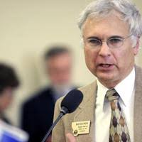 Executive director of Montana Board of Investments retiring