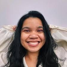 Emmaline Kelly's Instagram, Twitter & Facebook