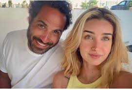 هنا فعلاً الزوجة تلام أكثر من الزوج ، مب لازم الدبر ، ومب لازم بعد تحلفين يمين والله ما أخليك لو الموت ، ما بيطيح نصّك اذا استخدمتي يدك أو فمك وخلصتي زوجك وسلمتي على التفاحه. Ø®Ø§Øµ Ù„Ù‡Ø§ Ø¨Ø³Ø¨Ø¨ ØµÙˆØ±Ø© ÙƒØ´Ù Ø­Ù‚ÙŠÙ‚Ø© Ø­Ù…Ù„ Ù‡Ù†Ø§ Ø§Ù„Ø²Ø§Ù‡Ø¯ Ù…Ø¬Ù„Ø© Ù„Ù‡Ø§