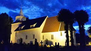 With its 1150 seats, it is one of the largest wooden churches in the country. Grimstads Kirchen Buildings Monuments Grimstad Norway