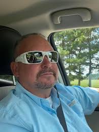 Let's welcome our new members please you all should follow me