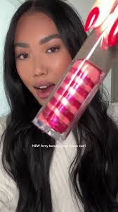Twisted in the best way possible 💗꩜💖 @CATHY NGUYEN dips into our NEW  limited-edition #GlossBombSwirl in 'Fu$$y Flex' 🎀 This yummy, shimmering  dusty pink/deep fuchsia shade swirl is made of 2️⃣ of our ...