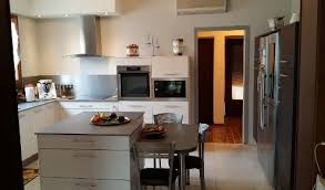 23 Petites Cuisines Avec Ilot Central Idees D Amenagement Et Photos Petite Cuisine Avec Ilot Ilots Central Cuisine Ilot Cuisine