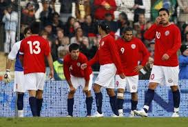 This is hp chile vs. Chile Vs Bolivia La Roja Amenaza Con Jugar Con El Nike De Tapado En Camiseta Dale Albo