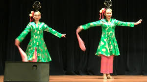Dalam sajiannya, tarian ini biasanya diiringi dengan musik khas yang dipercaya diciptakan atas perintah sultan mahmud shah dari malaka. Tarian Inang Bukit China Penilaian Akhir Seni Remaja Tari Youtube