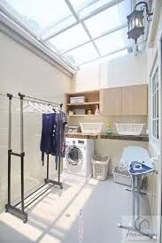 Jika kamu senang berkreasi, ide rak jemuran ini patut dicoba di rumah. 18 Desain Tempat Cuci Dan Jemuran Baju Di Belakang Rumah Yang Meyatu Dengan Dapur
