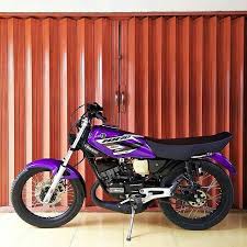 Artikel kali ini kita akan membahas tentang modifikasi rx king standar. 440 Ide Rxking Di 2021 Motor Jalanan Cafe Racer Bikes Motor