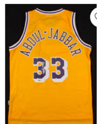 Drake brought a special guest to watch the los angeles lakers game with him this week: Sold Price Kareem Abdul Jabbar Signed La Lakers Jersey July 6 0120 2 00 Pm Edt