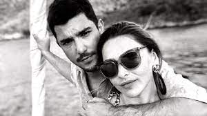 Maybe you would like to learn more about one of these? Hadise Ve Kaan Yildirim Askindan Ilk Fotograflar Geldi