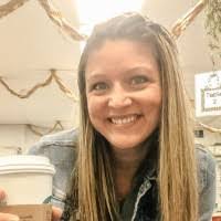 Michelle Mershon's Instagram, Twitter & Facebook