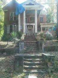 Ward S Funeral Home In Opelika Alabama One Of The Most Haunted Sites In The United States Most Haunted Places Haunted Places Most Haunted