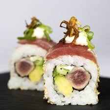 Hiami Sushi Bar Feinste Sushi Kreationen In Stuttgart Vaihingen Sushi Gerichte Japanische Vorspeisen Sushi