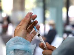 Del latín collapsus, participio de pretérito del verbo collabi: Ggxfhamvdfw5sm