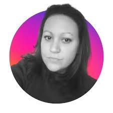 Sharon Fraga's Instagram, Twitter & Facebook