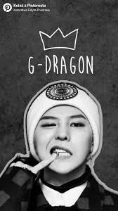 Hi everyone👋 what's your lock screens? I've been having fun