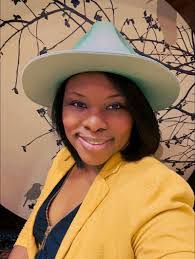 Katina Lynn's Instagram, Twitter & Facebook