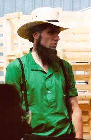 Amish At A Quilt Auction In Wisconsin 2002 Travel Photos By Galen R Frysinger Sheboygan Wisconsin Amish Men Amish Culture Amish