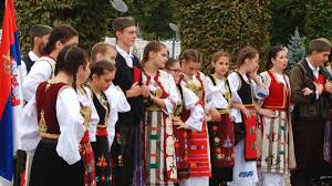 May 11, 2021 · linkedin. Etniile Banatului Au Trecut ImpreunÄƒ Peste Bariere Prin MuzicÄƒ È™i Gastronomie Foto Video