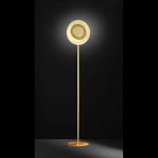 Stehleuchte Mit Led Technik In Goldenem Korpus