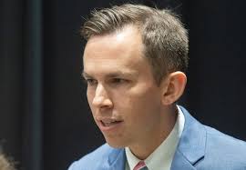 MS AG Lynn Fitch sues Auditor Shad White related to Brett Favre case