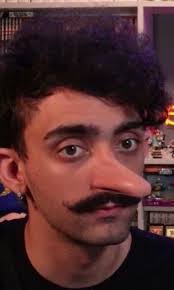 Del Mario's Instagram, Twitter & Facebook