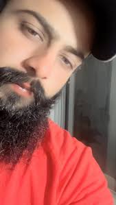 Salam alaikom I am a practicing Muslim sister over 35 years old who wears  the hijab and niqab. I am very religious and would like to meet a man who  has a