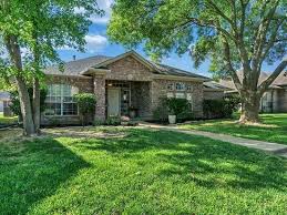 7514 Lagoon Dr Rowlett Tx 75088 Zillow Zillow Lagoon Real Estate
