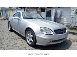 5 000 000fcfa Mercedes Classe Slk500 Decapotable Kompressor Version 2004 Occasion En Or Car Douala Cameroon Camerbiz Com