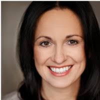 Jo Hoff's Instagram, Twitter & Facebook