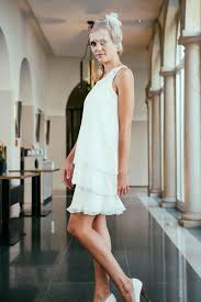 Maybe you would like to learn more about one of these? Brautkleid 20er Jahre Kurz Extravagant Chic Im Layer Look Brautmode Hochzeitskleid 20er 20er Jahre Outfit
