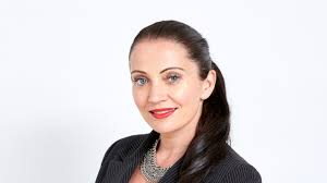 Nicole Bence's Instagram, Twitter & Facebook