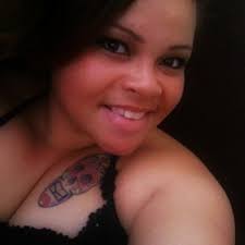 Jillian Ellsworth's Instagram, Twitter & Facebook