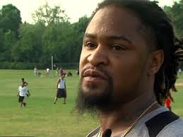 7-year-old shooting victim visits elementary school