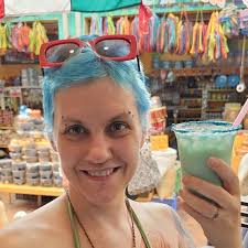 BREAKING: President Trump appears to have shared a photoshopped image of  Kilmar Abrego Garcia's hand