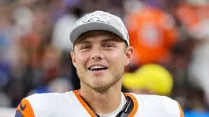 Corey Dantzler's Instagram, Twitter & Facebook