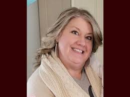 Obituaries: Czellecz; Stainbrook