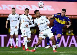 After the copa libertadores round of 16 second leg between boca juniors and atletico mineiro, there were clashes inside the stadium that involved both teams, club officials, security, police and more. Em Jogo Truncado Atletico Mg Empata Com O Boca No Primeiro Duelo Das Oitavas Jogada 10jogada 10