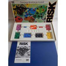 | juegos de mesa antiguos, juegos de mesa, el juego de la vida from i.pinimg.com el señor de los anillos: Juego De Mesa Risk De Parker Anos 80