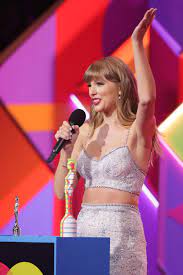 Swift is not expected to perform at the. Watch Taylor Swift S Speech At The Brit Awards 2021 Popsugar Entertainment