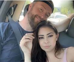 Can I and my Daughter get a Hi?❤️