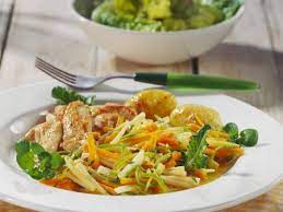 An heißen tagen ist sie die perfekte vorspeise, mild und erfrischend. Kochbuch Leichte Sommerrezepte Eat Smarter