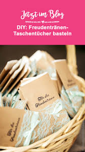 Die lesung die hochzeitskerze spricht gehört zu den schönsten sehr weltlichen texten für eure trauung. Freundentranen Taschentucher Selber Machen Schritt Fur Schritt Anleitung