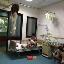 Trong đó, bệnh viện bệnh nhiệt đới ở quận 5 ghi nhận 60 ca nhiễm, nhiều nhất trong số các viện. Giáº­t Minh Vá»›i Gia Phong Cáº¯t Cá»• Cá»§a Bá»‡nh Viá»‡n Nhi Trung Æ°Æ¡ng Tin Tá»©c Má»›i Nháº¥t 24h Ä'á»c Bao Lao Ä'á»™ng Online Laodong Vn