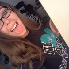 Karissa Jones (@karissa_love)