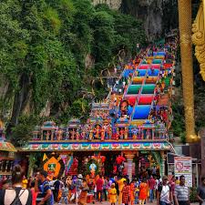 It is located approximately 13 kilometres north of kuala lumpur and can be easily accessed by car, train or bus. How To Get To Batu Caves From Kuala Lumpur World Travel Family