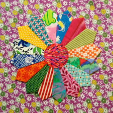 Posted in dresden plate, quilts, tutorials, tagged dresden plate, dresden quilt tutorial, quilt, quilting, sewing on july 6, 2011| 10 comments » i think the dresden plate is one of my favorite things to create, and i hope that i can help ease the cringes most people i know make when they imagine making one. Dresden Plate Quilt How To Free Templates Quilting Daily