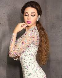 Myriam Fares In Rami Kadi Curvy Girl Fashion Fashion Myriam Fares